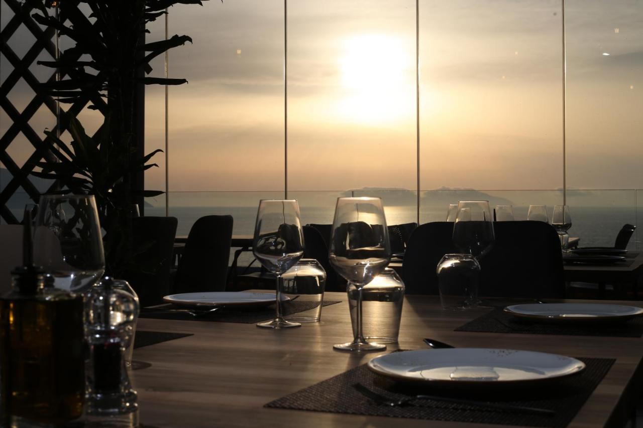 Hotel Aliko Vlorë Esterno foto